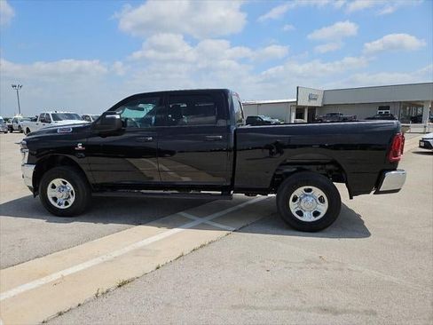 New 2026 RAM 2500 Tradesman AWD/4WD image 33