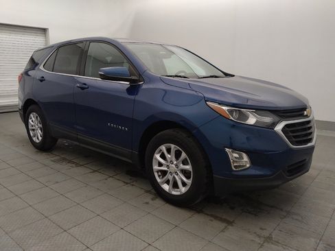 Used 2019 Chevrolet Equinox LT w/ Driver Convenience Package AWD/4WD image 11