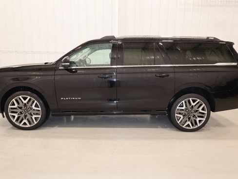 New 2025 Ford Expedition Max Platinum w/ Platinum Ultimate Package image 5
