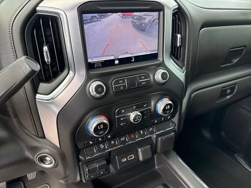 Used 2019 GMC Sierra 1500 SLT w/ SLT Premium Package AWD/4WD image 19