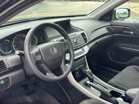 Used 2014 Honda Accord EX image 24