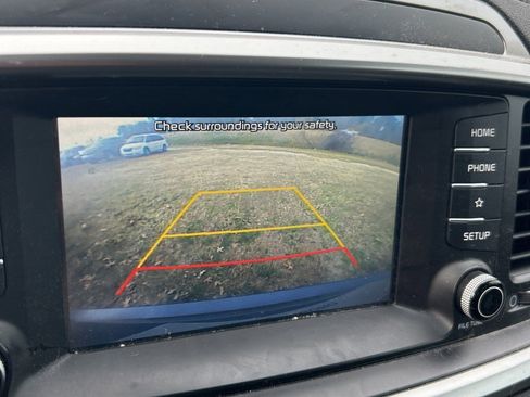 Used 2020 Kia Sorento LX w/ LX I4 Convenience Package image 18