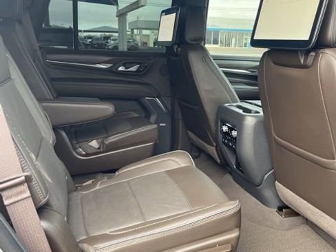 Used 2024 GMC Yukon Denali w/ Max Trailering Package image 9