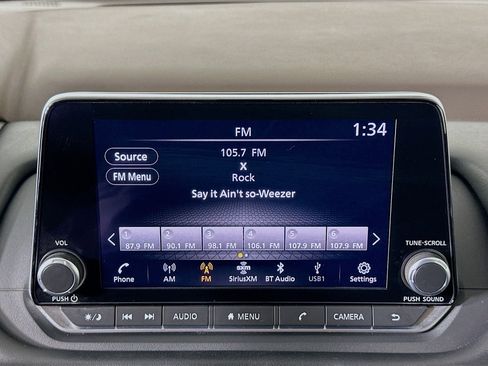 Used 2023 Nissan Rogue SV image 21