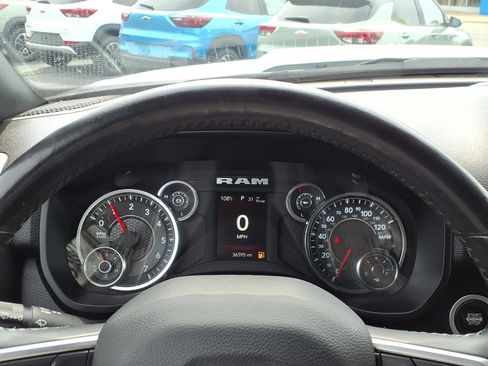 Used 2024 RAM 2500 Big Horn AWD/4WD image 15