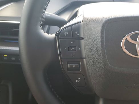 Certified 2026 Toyota Prius XLE FWD image 17