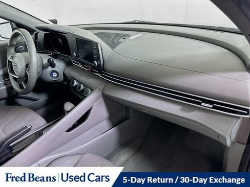 Used 2023 Hyundai Elantra SE FWD image 30