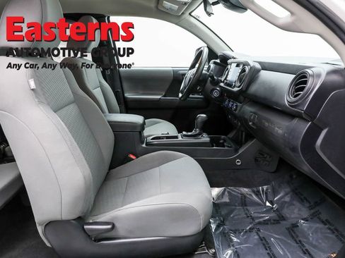 Used 2022 Toyota Tacoma SR image 23