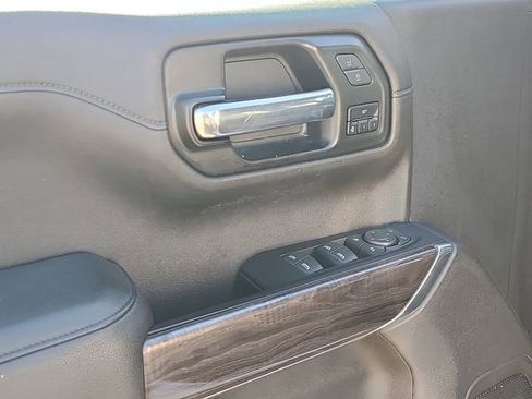 Used 2022 Chevrolet Silverado 1500 LTZ image 19