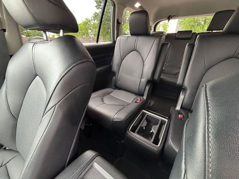 Used 2025 Toyota Grand Highlander FWD image 42