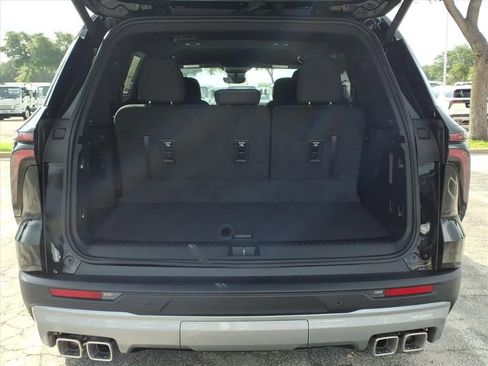 New 2026 Chevrolet Traverse LT w/ Driver Confidence Package FWD image 12