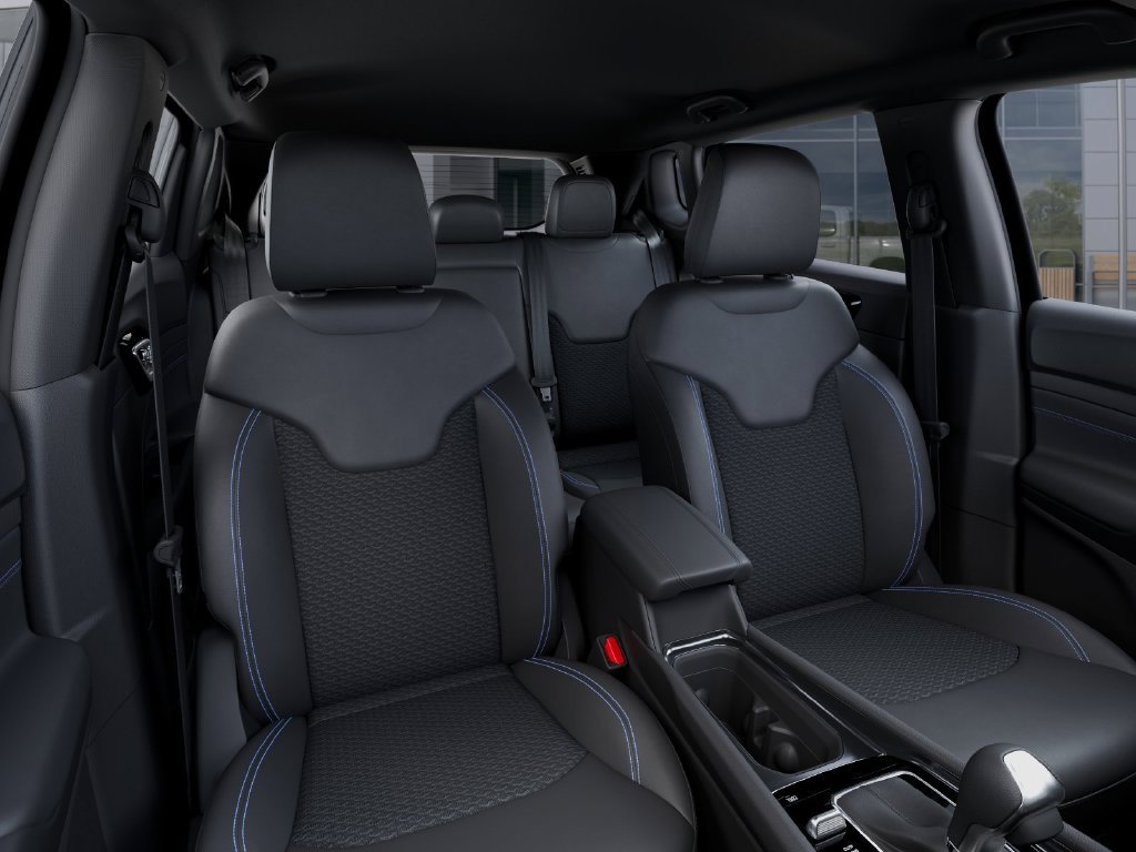 New 2026 Jeep Compass Latitude AWD/4WD image 16