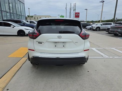 Used 2021 Nissan Murano SV FWD image 5