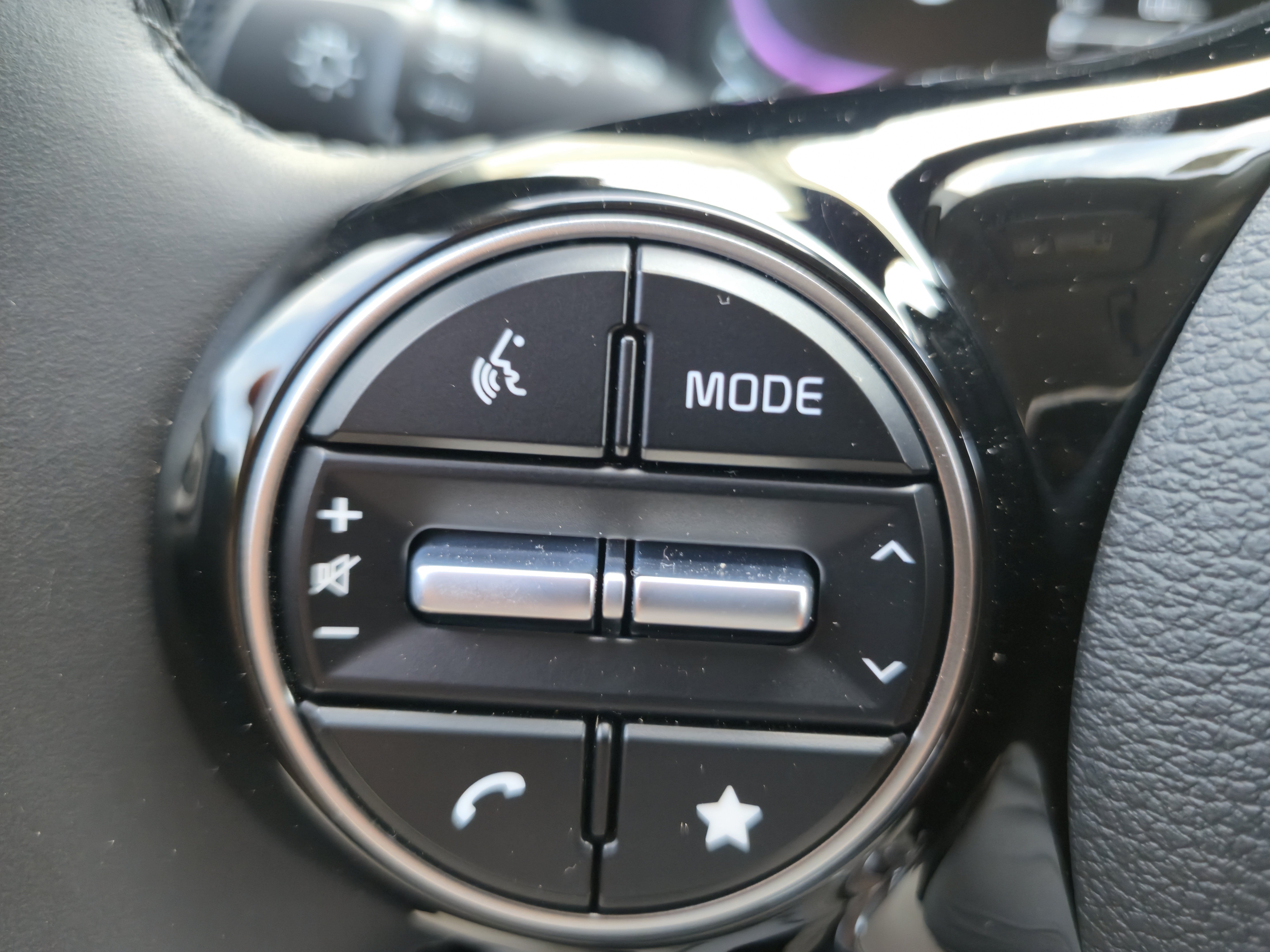 Used 2025 Kia Soul EX FWD image 14