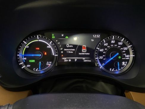 Used 2022 Toyota Highlander Platinum image 18