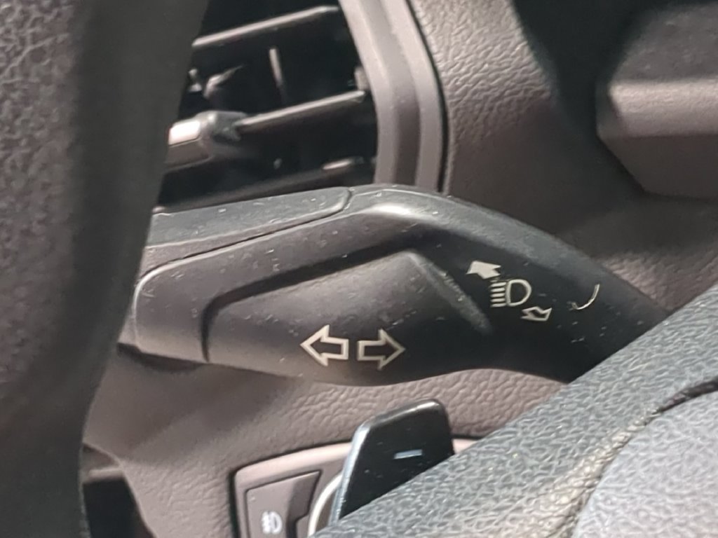 Used 2017 Ford Escape SE w/ Equipment Group 201A FWD image 32