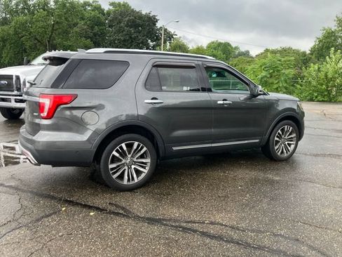 Used 2016 Ford Explorer Platinum AWD/4WD image 5