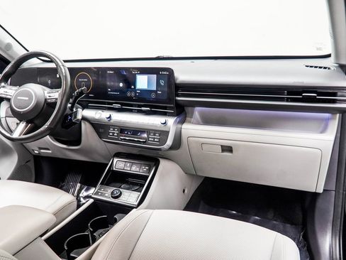 Used 2024 Hyundai Kona Limited image 17