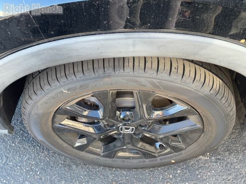 Certified 2024 Honda HR-V Sport image 7