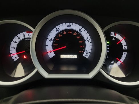 Used 2015 Toyota Tacoma PreRunner w/ SR5 Package image 23