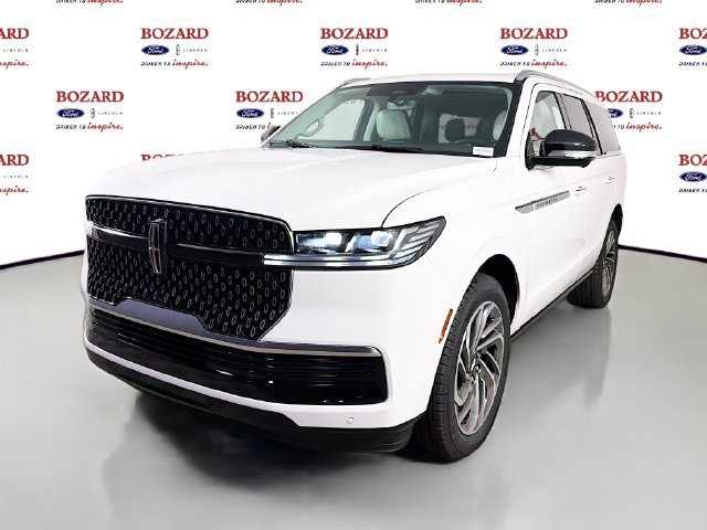 New 2026 Lincoln Navigator Reserve AWD/4WD image 3