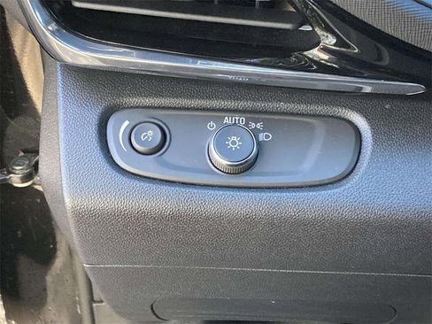 Used 2024 Buick Envista Avenir image 19