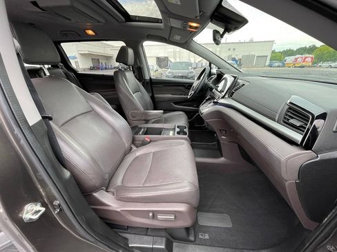 Used 2019 Honda Odyssey Elite image 32