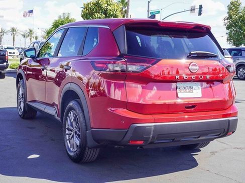 New 2026 Nissan Rogue S image 5
