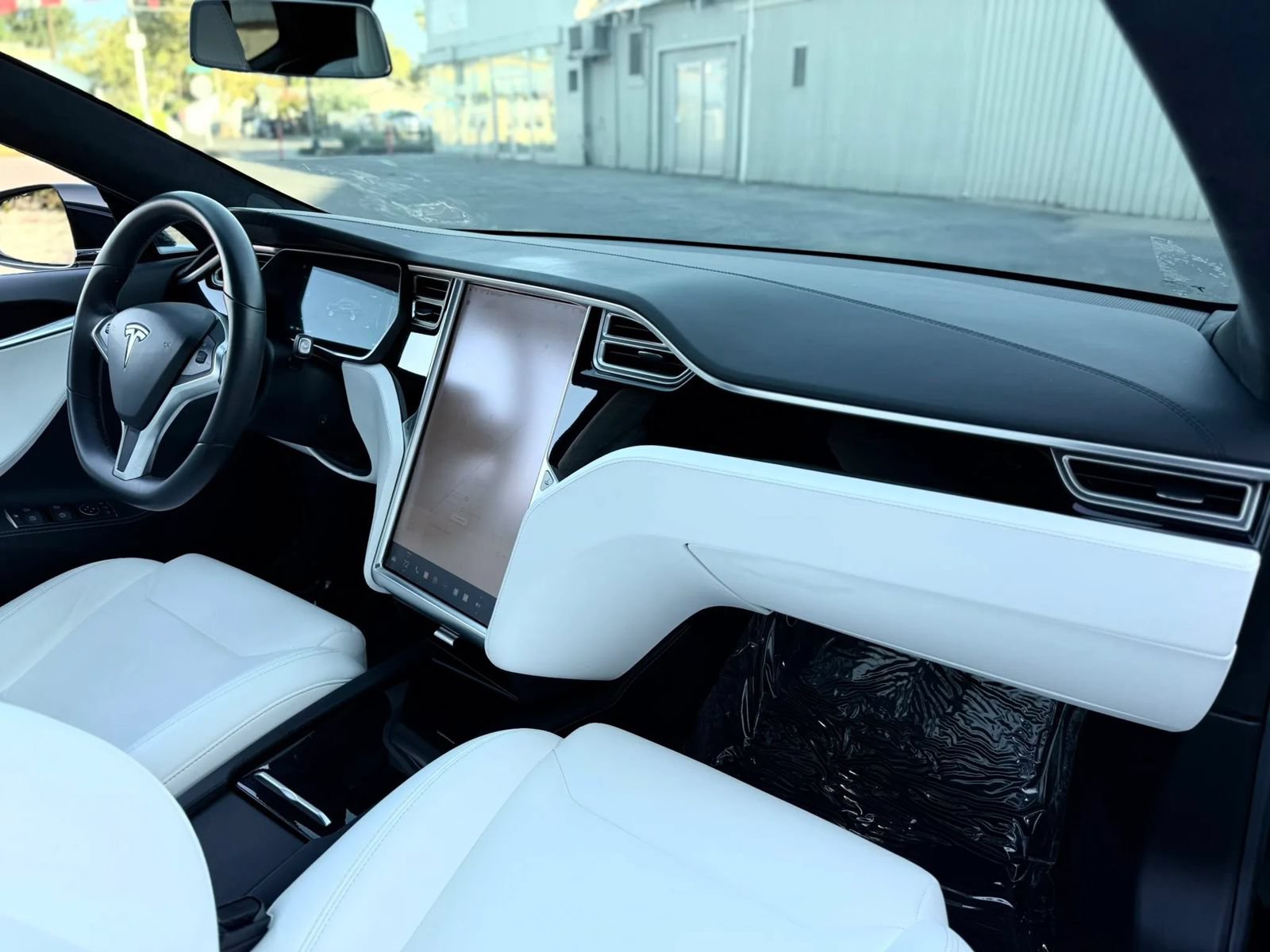 Used 2017 Tesla Model S 75D AWD/4WD image 14