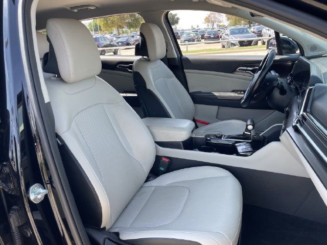 Used 2023 Kia Sportage EX FWD image 25