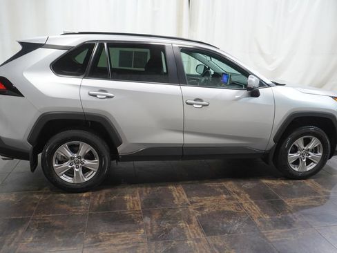 Used 2024 Toyota RAV4 XLE AWD/4WD image 4