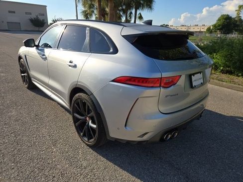 Used 2020 Jaguar F-PACE SVR AWD/4WD image 3