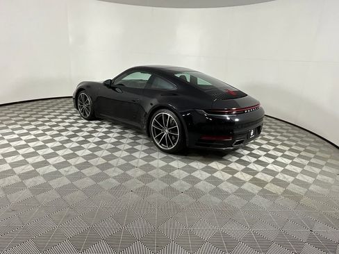 Used 2021 Porsche 911 Carrera RWD image 3