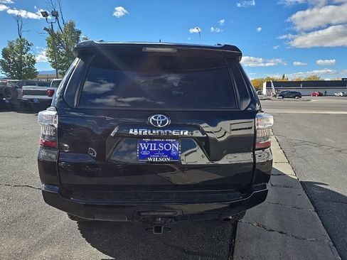 Used 2023 Toyota 4Runner SR5 Premium w/ Moonroof Package image 6