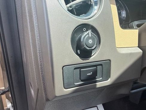 Used 2014 Ford F150 XLT w/ Equipment Group 302A Luxury AWD/4WD image 17