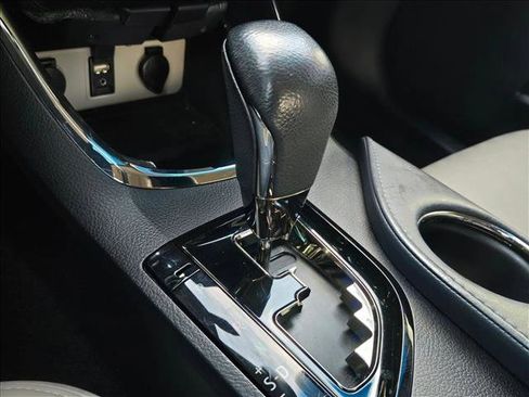 Used 2014 Toyota Avalon XLE image 14