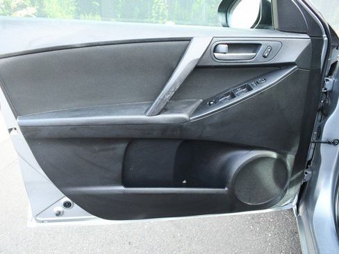 Used 2013 MAZDA MAZDA3 i Sport image 13