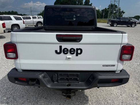 Used 2020 Jeep Gladiator Sport w/ Quick Order Package 24S AWD/4WD image 4