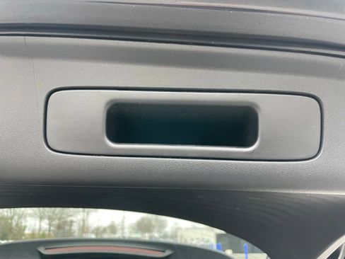 Certified 2024 Honda HR-V Sport image 41