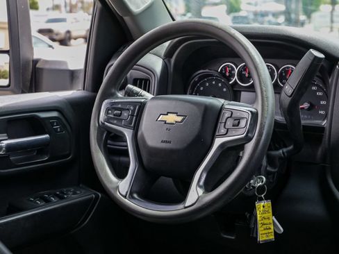 Used 2022 Chevrolet Silverado 2500 Custom w/ Custom Value Package AWD/4WD image 26