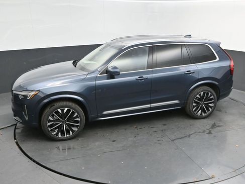 New 2026 Volvo XC90 B6 Plus image 34