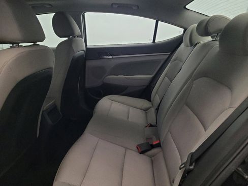 Used 2018 Hyundai Elantra Value Edition FWD image 18