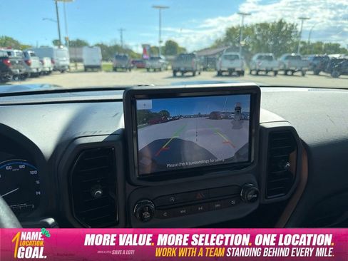 Used 2021 Ford Bronco Sport Outer Banks w/ Outer Banks Package AWD/4WD image 15