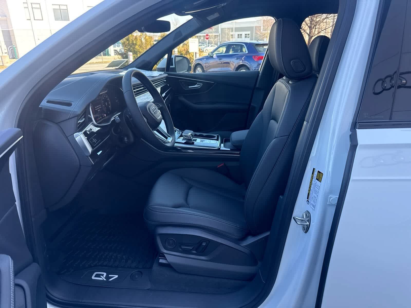 New 2026 Audi Q7 3.0T Premium Plus AWD/4WD image 8