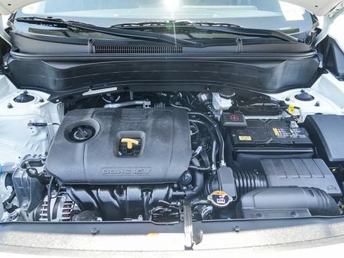 Used 2025 Kia Seltos S FWD image 28