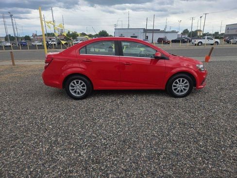 Used 2017 Chevrolet Sonic LT w/ Convenience Package FWD image 7