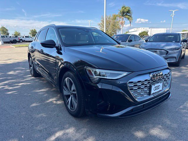 Used 2024 Audi Q8 e-tron Premium Plus w/ Premium Plus Package AWD/4WD image 4