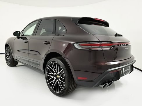 Used 2026 Porsche Macan AWD/4WD image 3