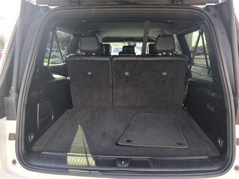 Used 2024 Jeep Wagoneer L Series II w/ Flexible Seating Group image 12