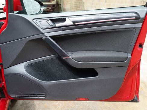 Used 2016 Volkswagen GTI S image 46